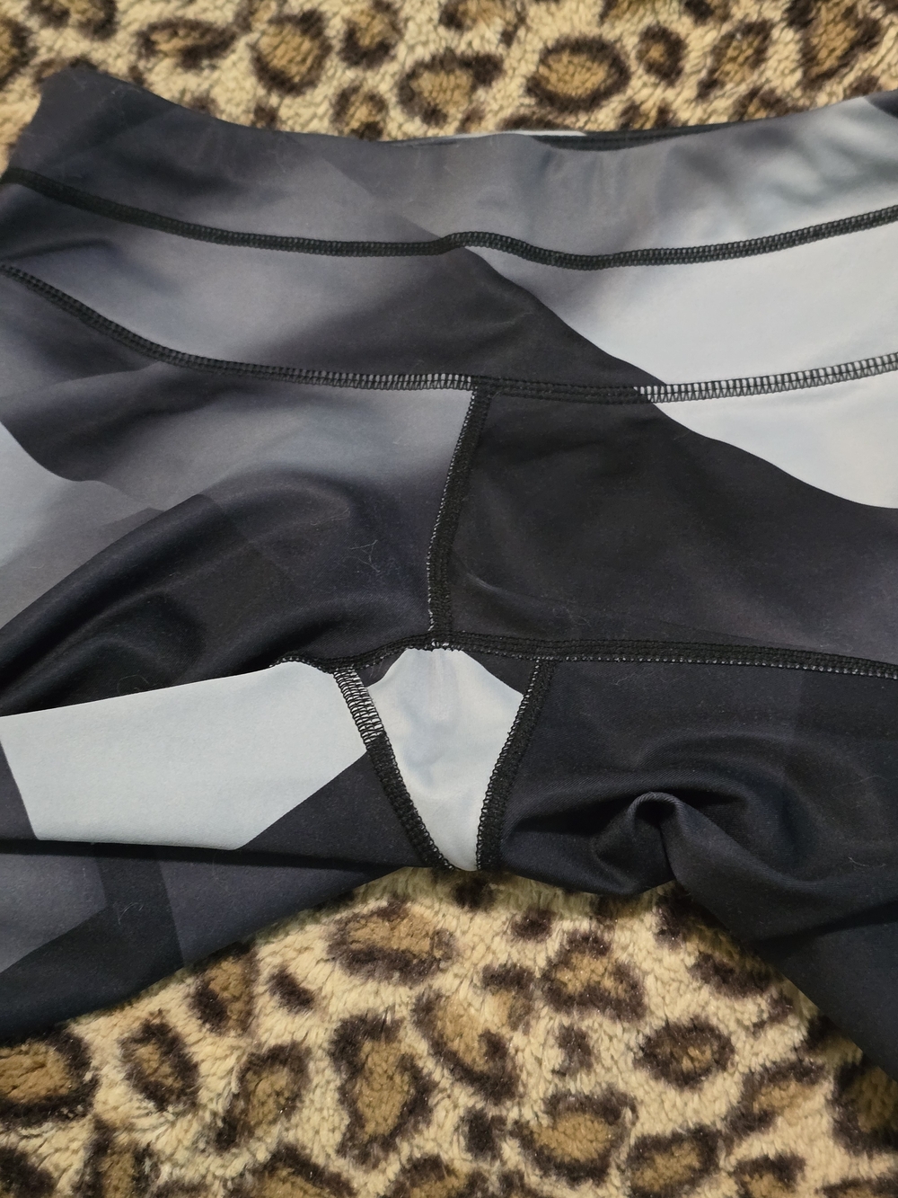 Women's Black & Gray Athleta Leggings XS